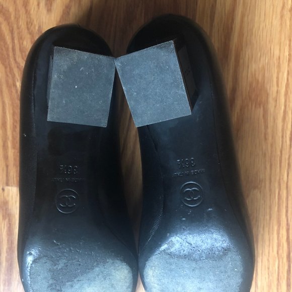 Chanel Block Heel Pumps - Picture 8 of 10